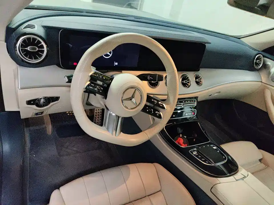 Mercedes-Benz E-Class (Import) — миниатюра 2
