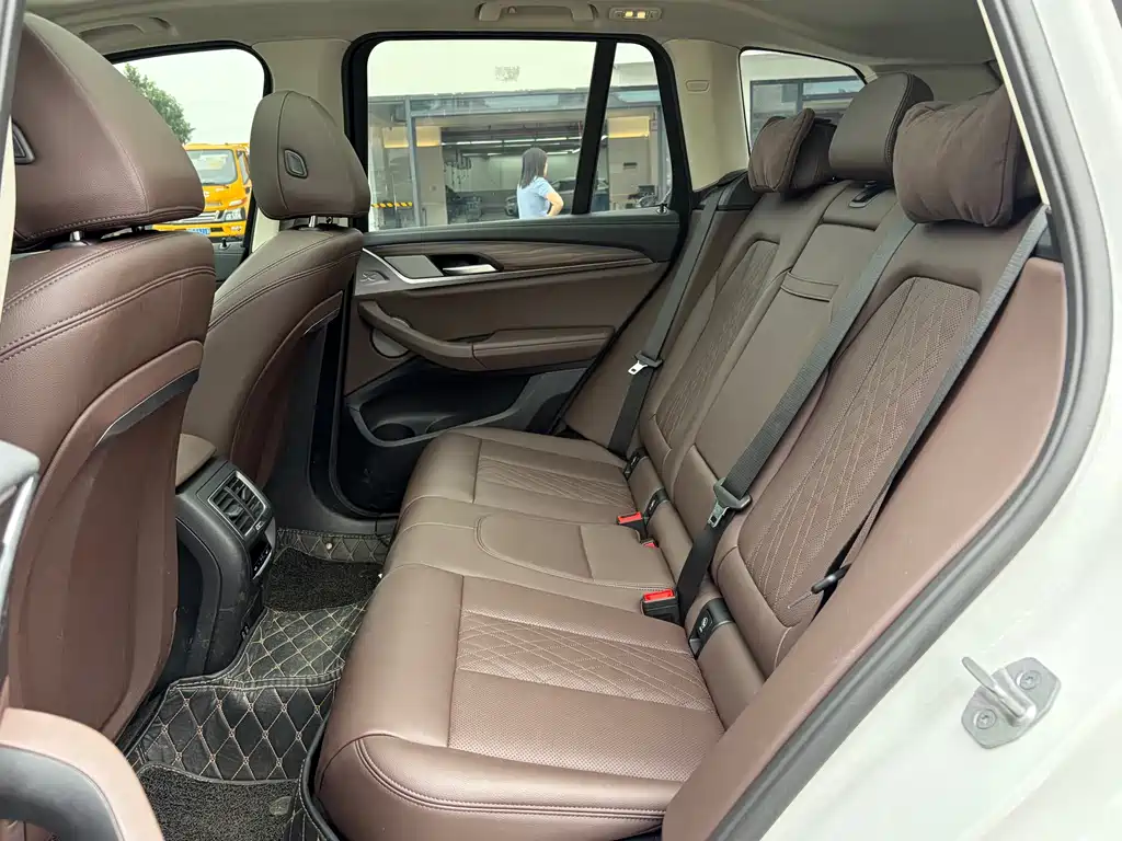 BMW X3 — миниатюра 18