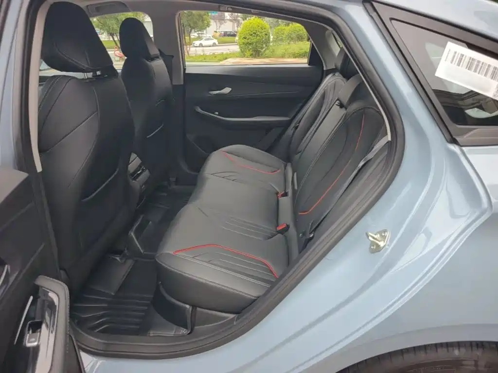 Geely Binrui — миниатюра 17