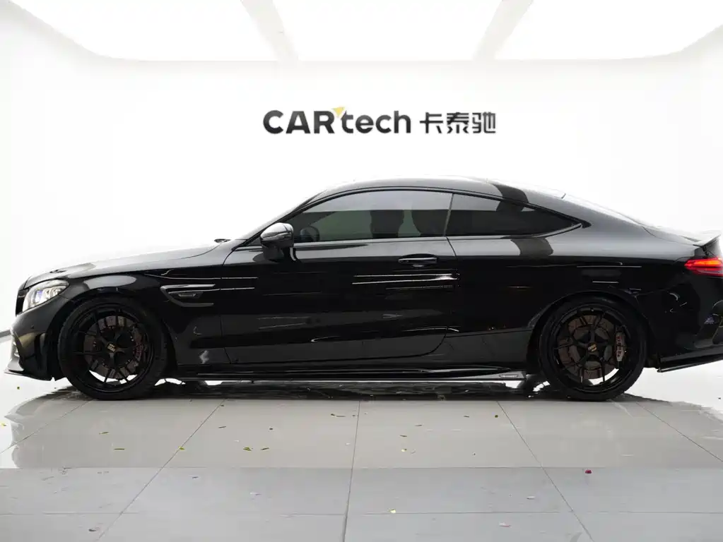 Mercedes-Benz C-Class AMG — миниатюра 17