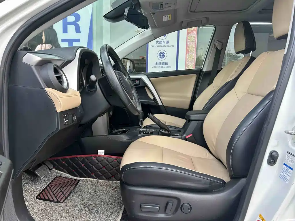 Toyota RAV4 — миниатюра 6