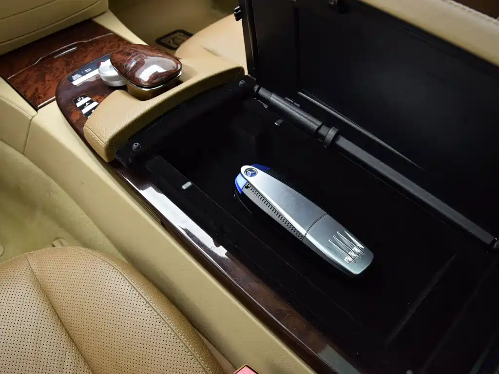 Mercedes-Benz S-Class — миниатюра 16