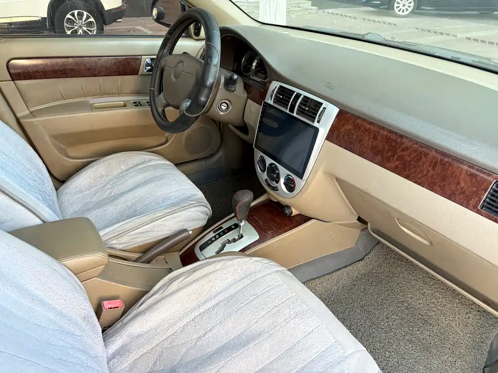 Buick Excelle — миниатюра 9