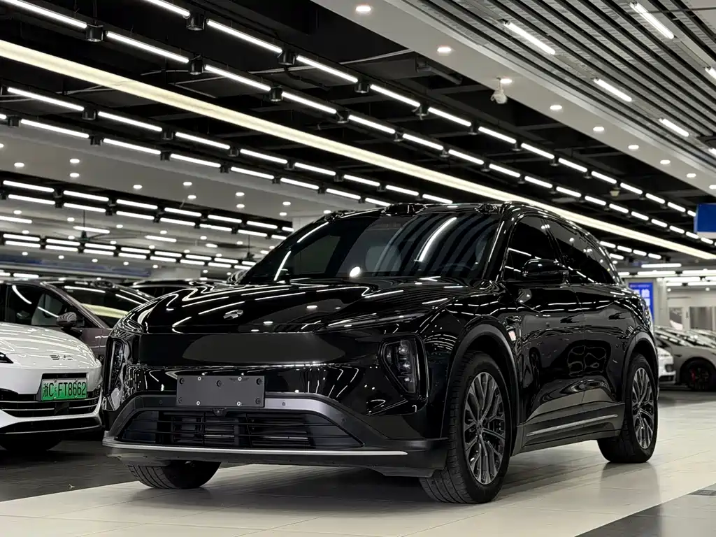 NIO ES6