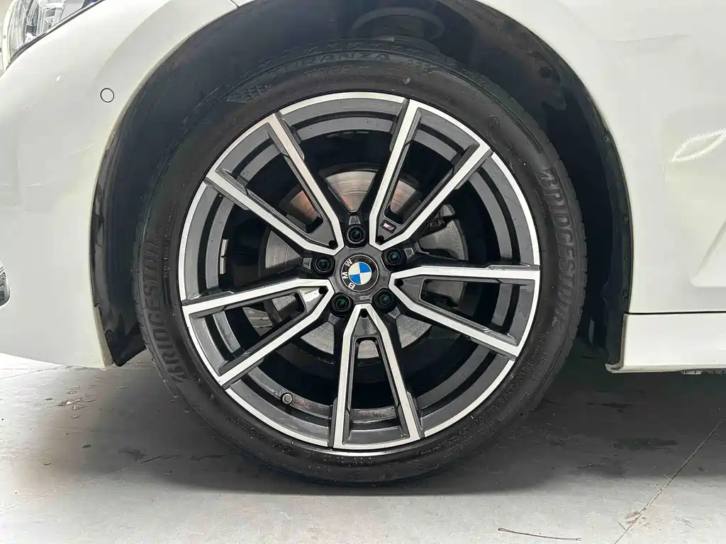 BMW 3 Series — миниатюра 5