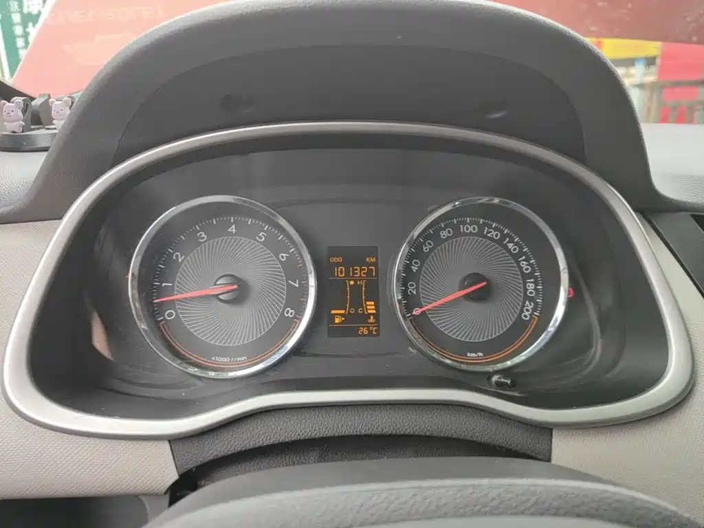 Chevrolet Sail — миниатюра 12