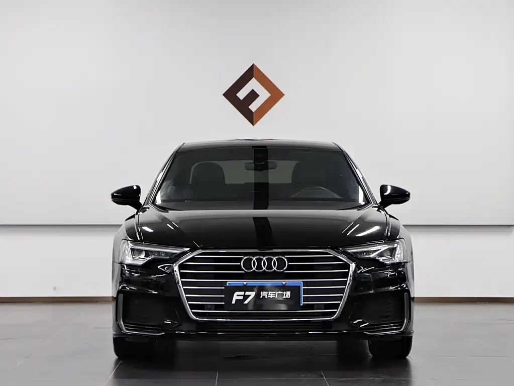 Audi A6L 2022 40 TFSI Luxury