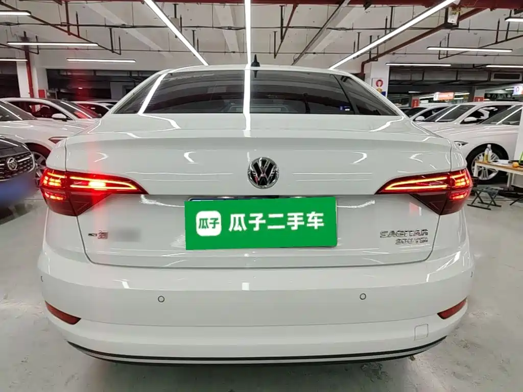 Volkswagen Sagitar — миниатюра 6