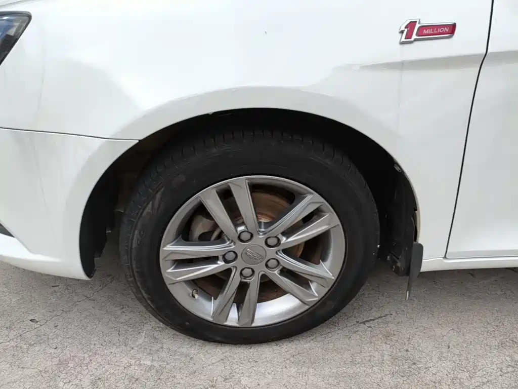 Geely Emgrand — миниатюра 23