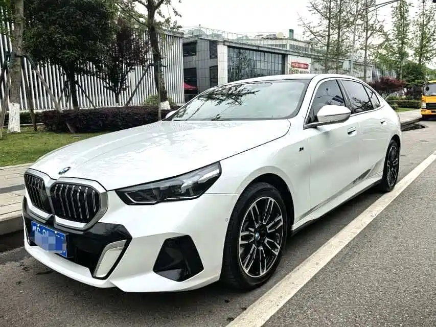 BMW 5 Series 5 2024 525Li M Sport