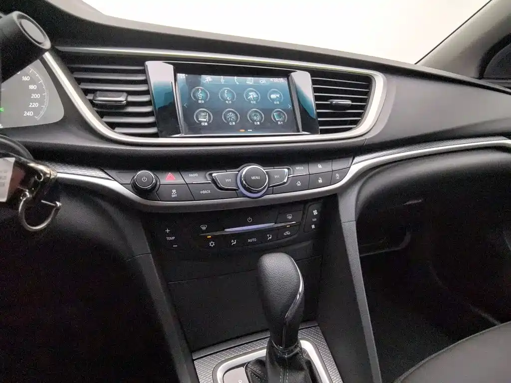 Buick Excelle — миниатюра 12