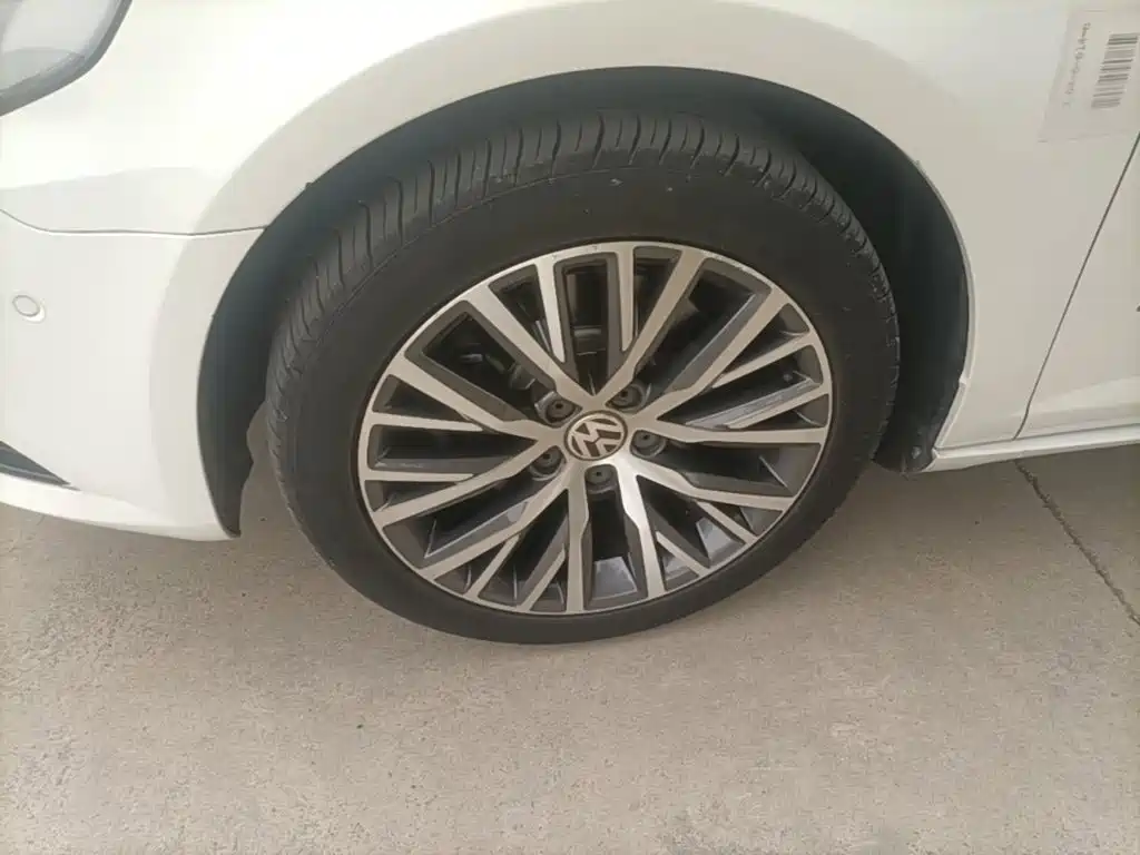 Volkswagen CC — миниатюра 23