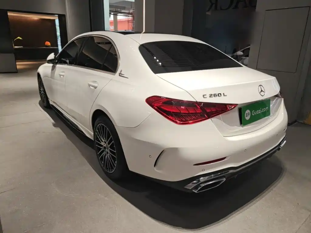 Mercedes-Benz C-Class — миниатюра 5