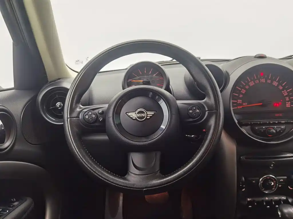 MINI Mini Countryman — миниатюра 11