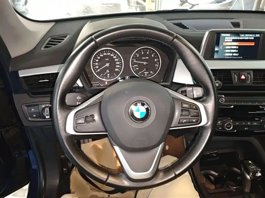 BMW X1 — миниатюра 11