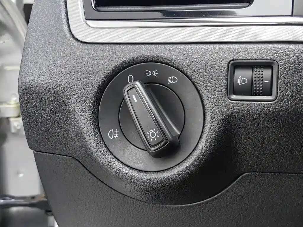 Volkswagen Bora — миниатюра 21
