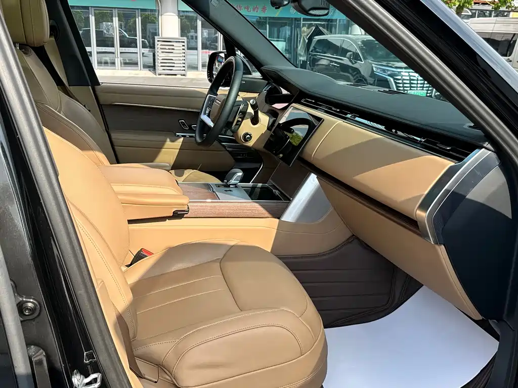 Land Rover Range Rover — миниатюра 6