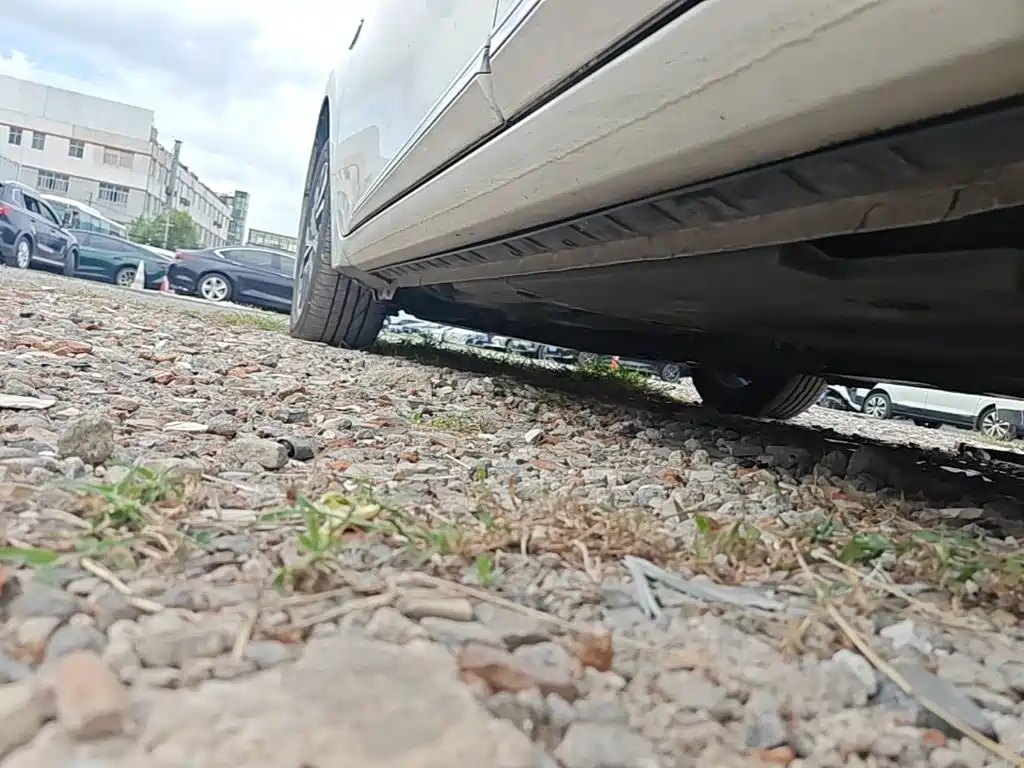 Toyota Corolla Hybrid — миниатюра 22