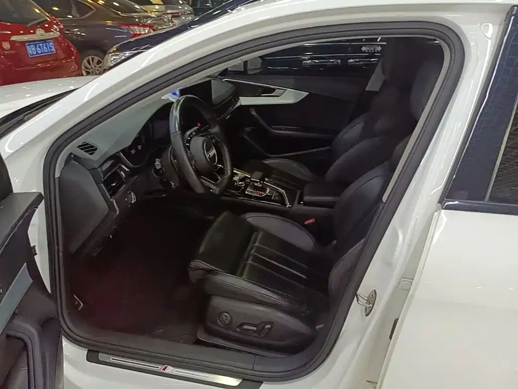 Audi A4L — миниатюра 15