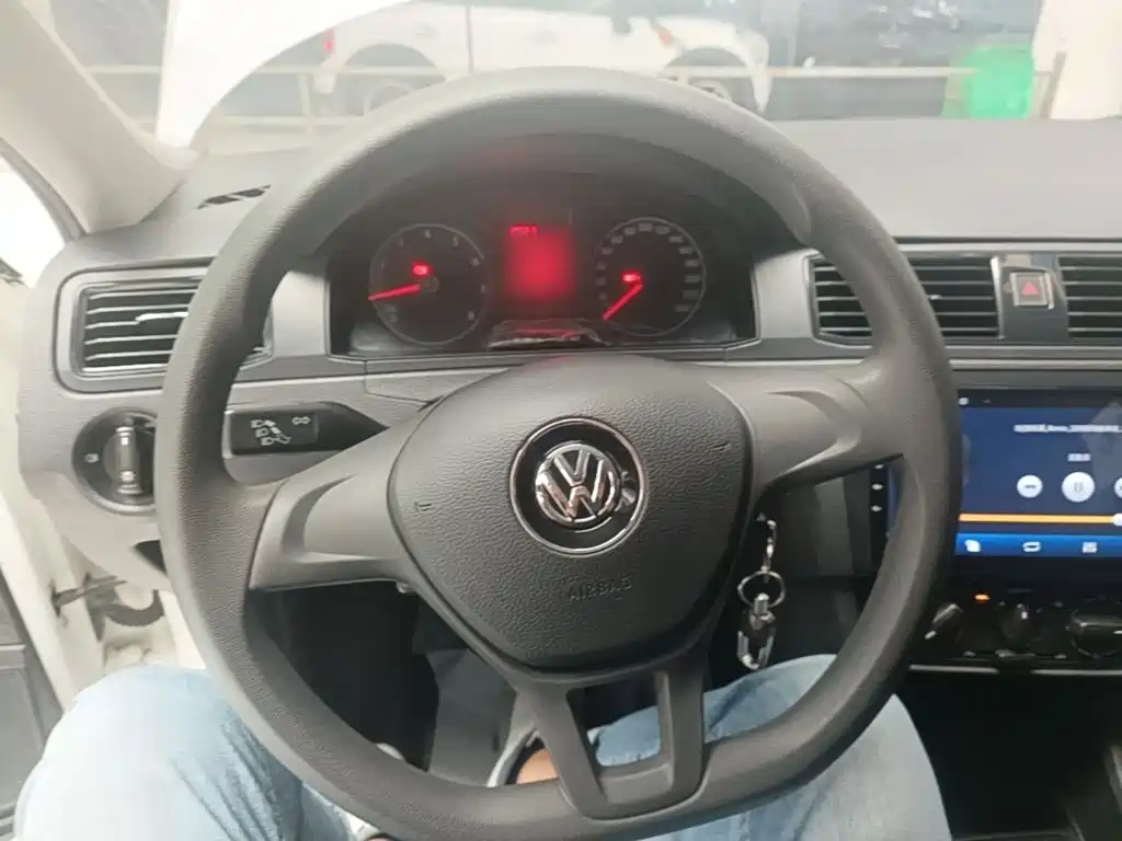 Volkswagen Santana — миниатюра 11
