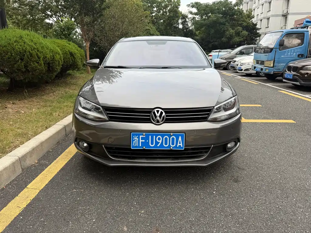 Volkswagen Sagitar — миниатюра 2
