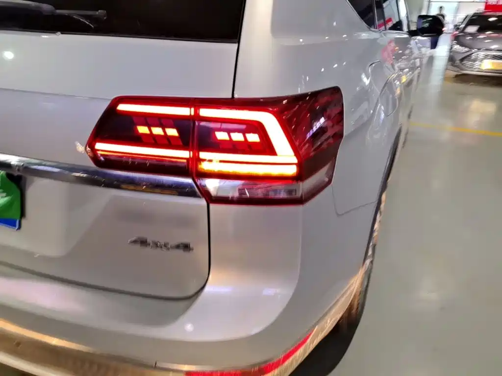 Volkswagen Teramont — миниатюра 8
