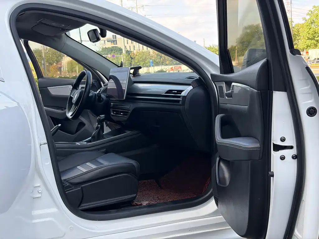 BYD Qin Pro — миниатюра 8