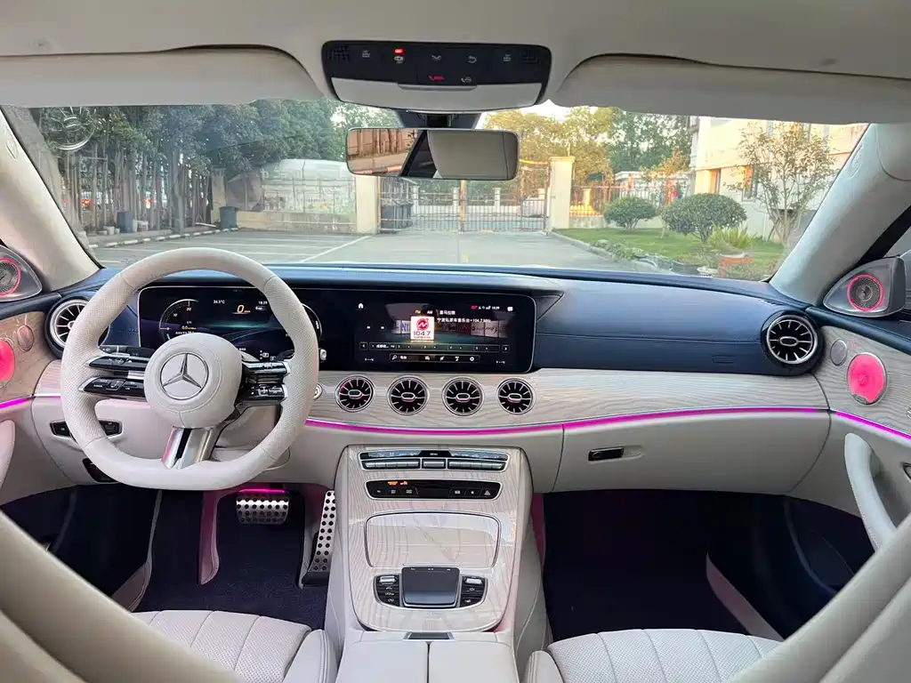 Mercedes-Benz E-Class (Import) — миниатюра 17