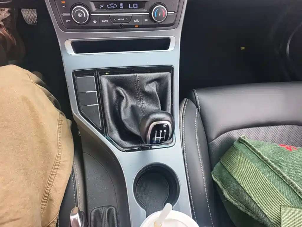Geely Emgrand — миниатюра 14