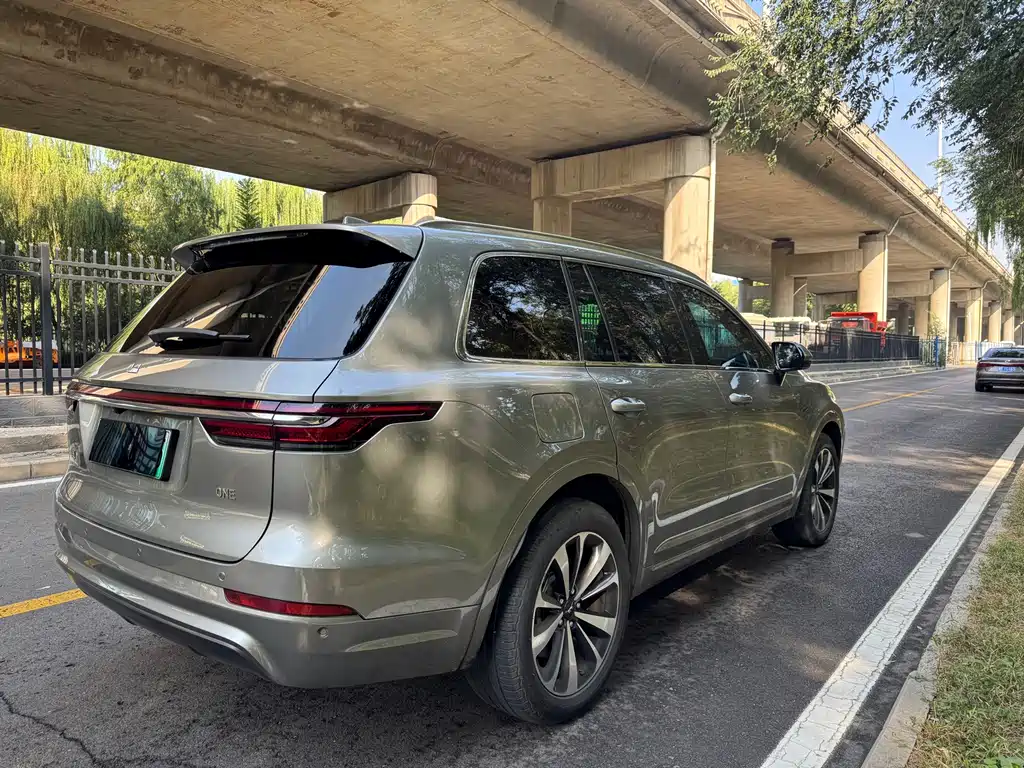 Li Auto Li ONE — миниатюра 7