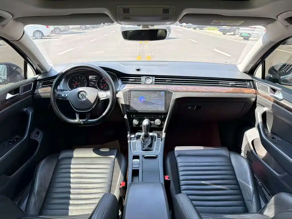 Volkswagen Magotan — миниатюра 6