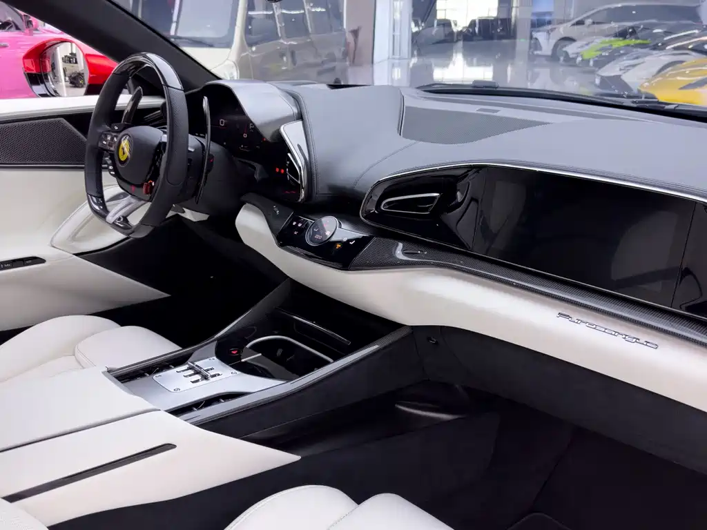 Ferrari Purosangue — миниатюра 18