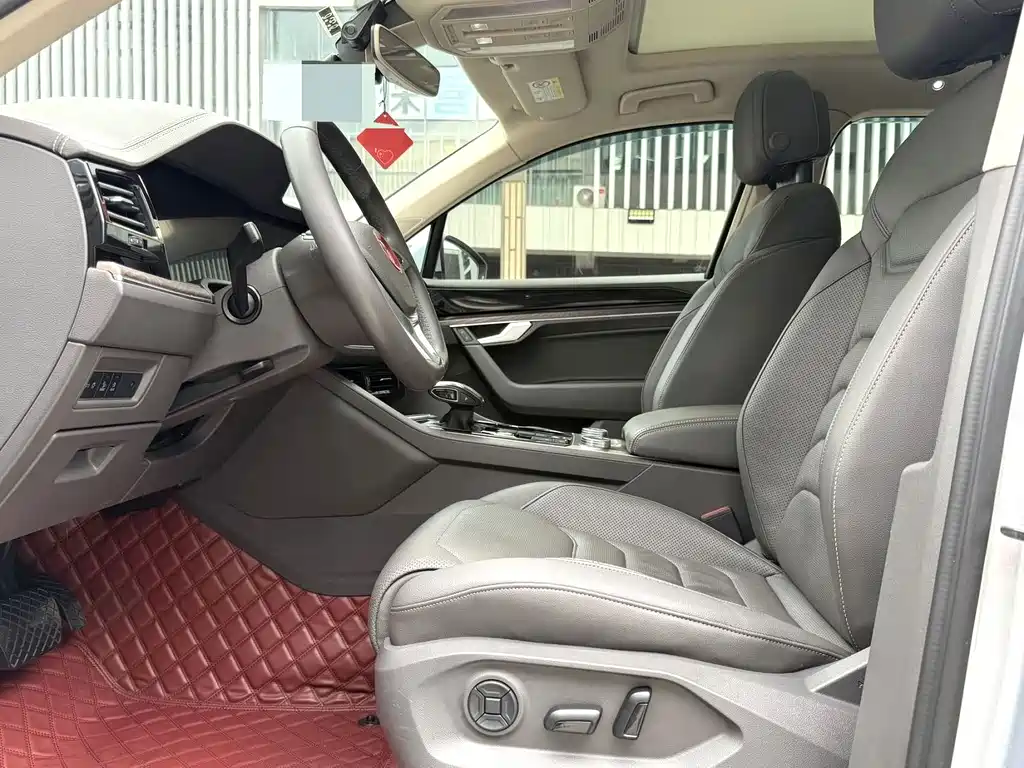 Volkswagen Touareg — миниатюра 5