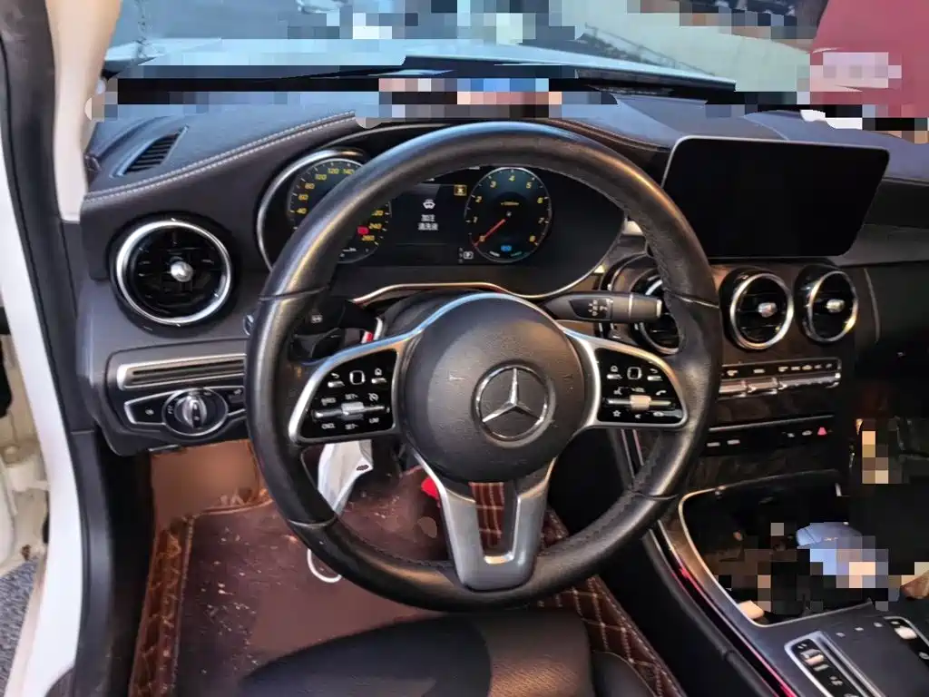 Mercedes-Benz C-Class — миниатюра 3