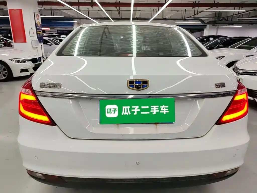 Geely Emgrand — миниатюра 6