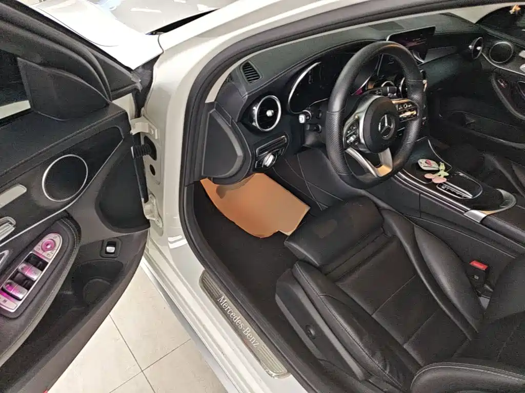 Mercedes-Benz C-Class — миниатюра 16