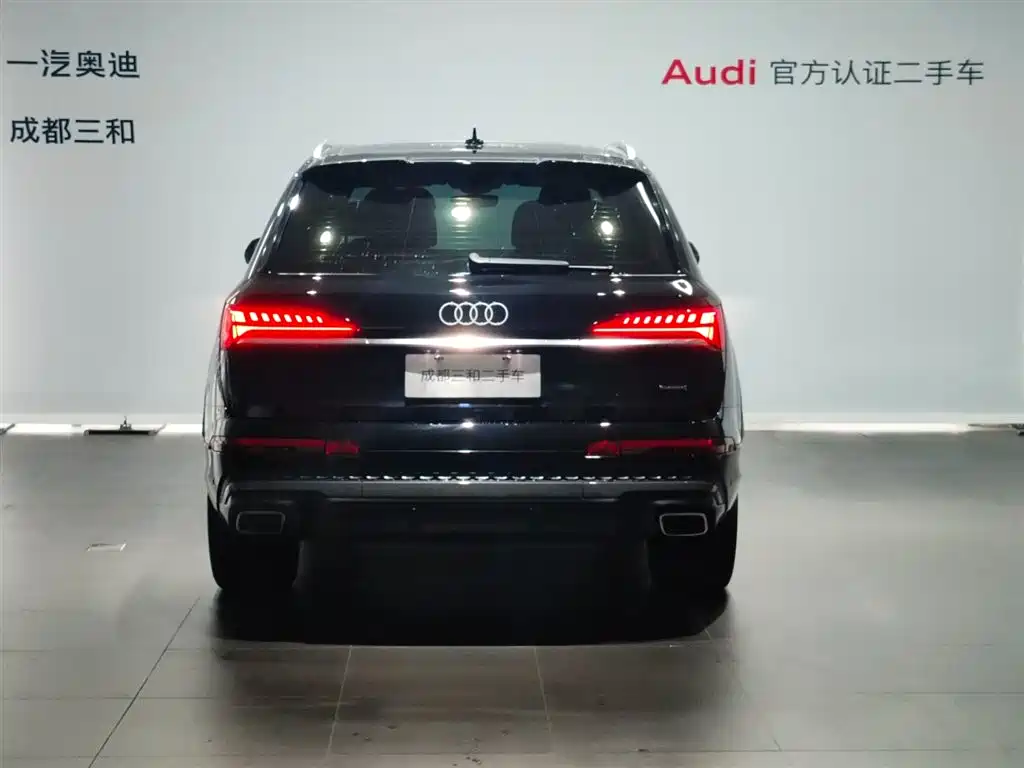 Audi Q7 — миниатюра 5
