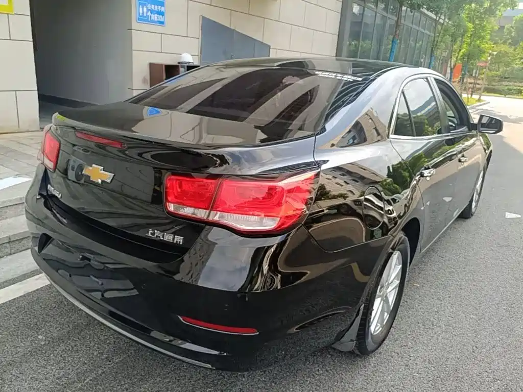 Chevrolet Malibu — миниатюра 7