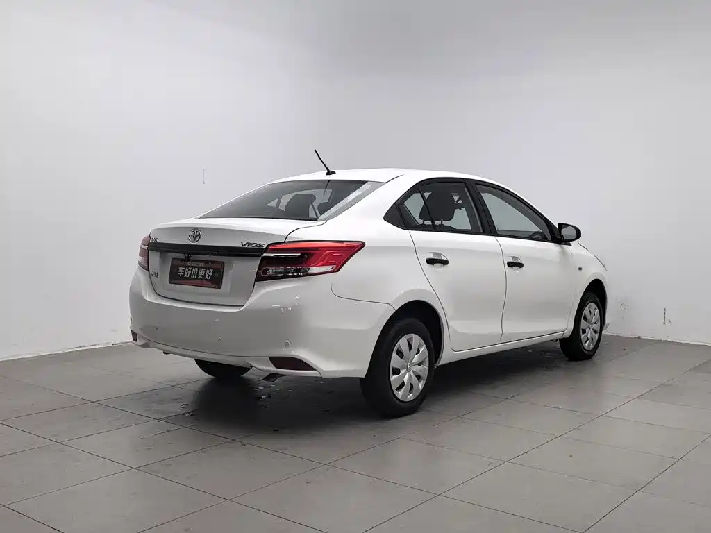 Toyota Vios — миниатюра 2