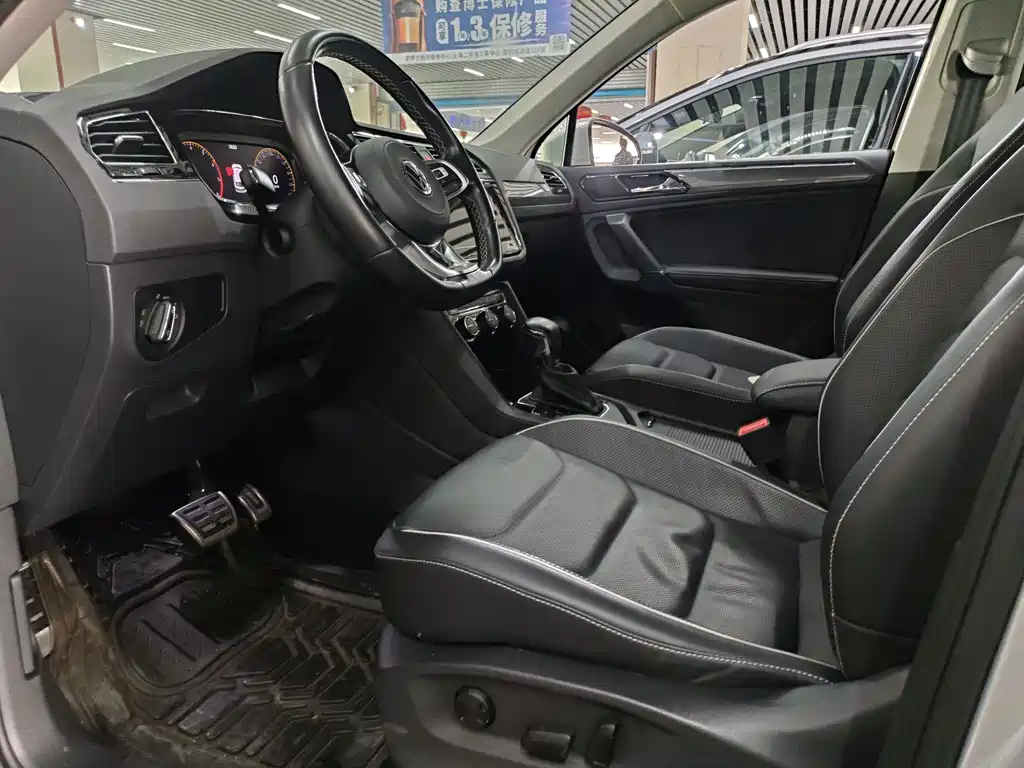 Volkswagen Tiguan L — миниатюра 7