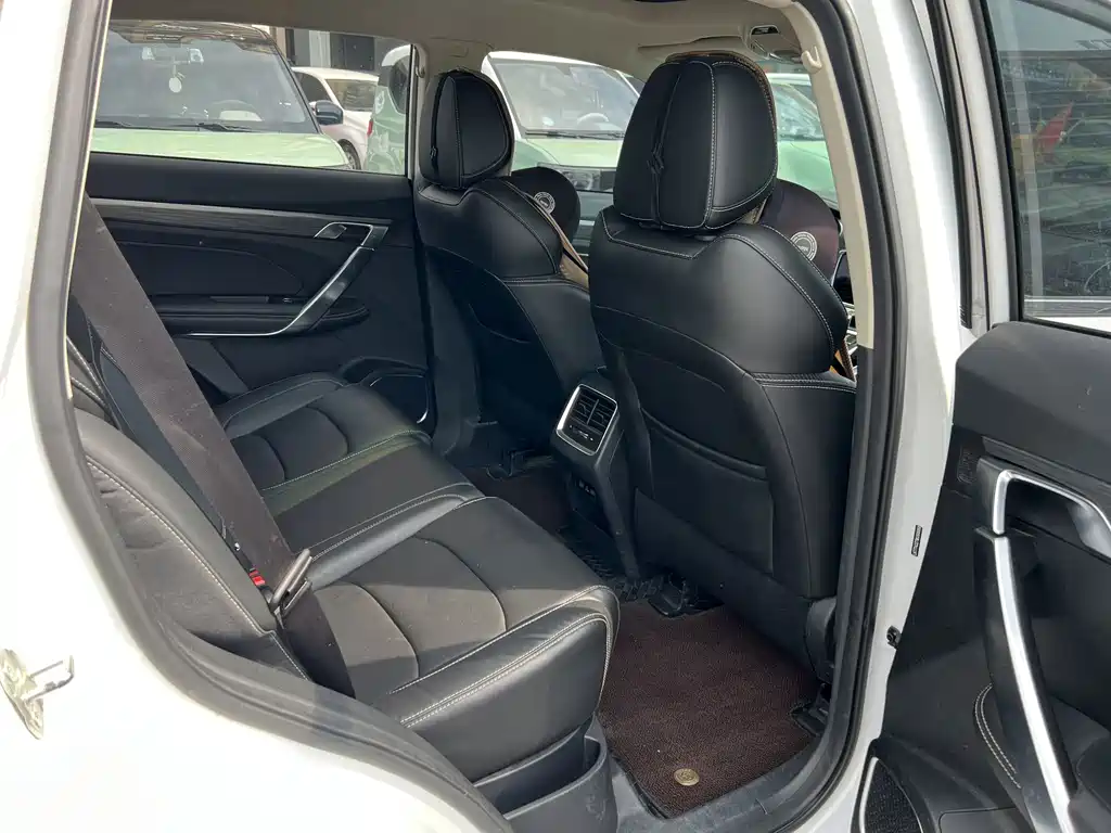Geely Boyue — миниатюра 11