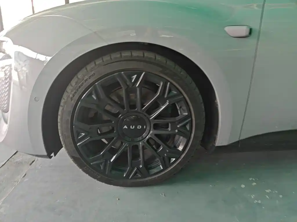 Audi E5 Sportback — миниатюра 25