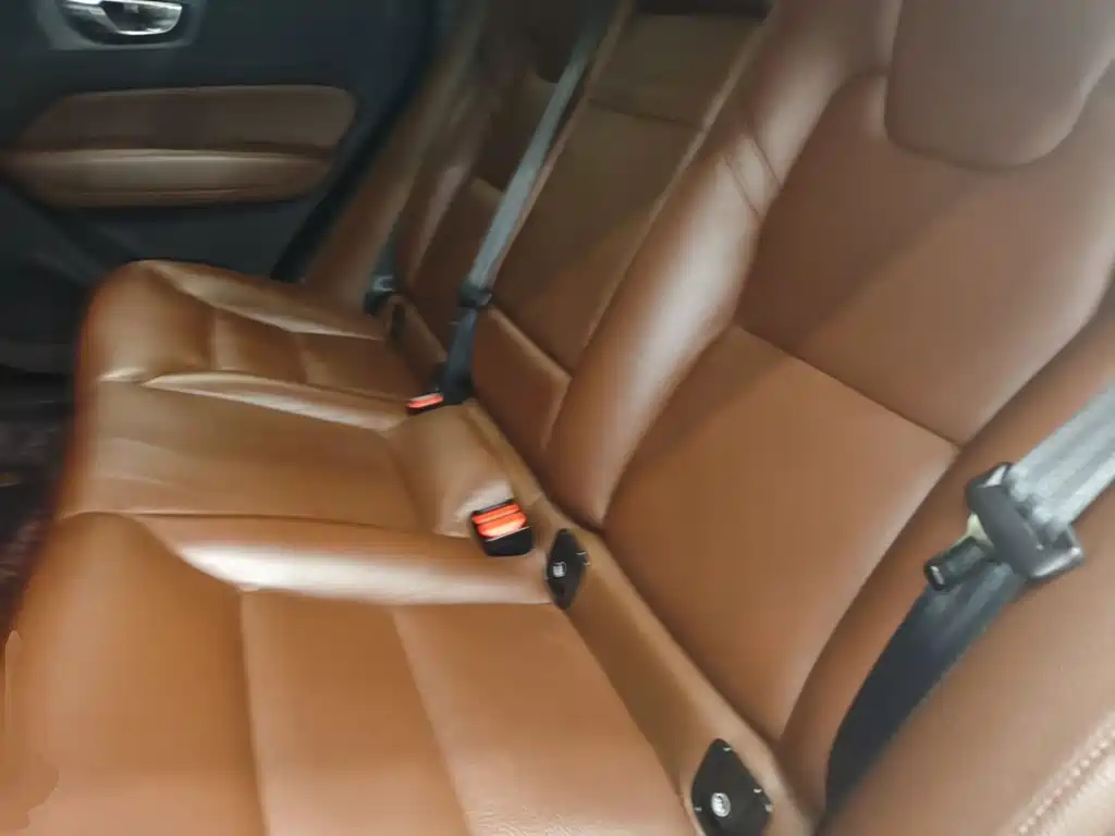 Volvo XC60 — миниатюра 17