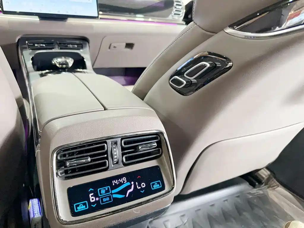 BYD Han 2022 DM-i 121KM Premium