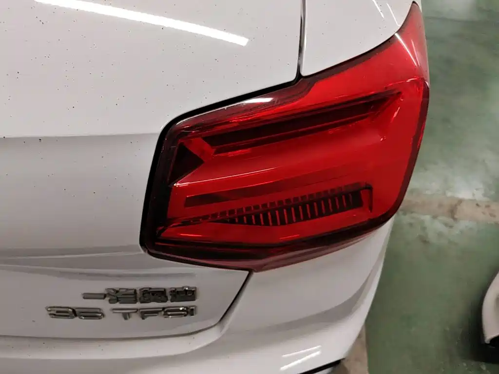 Audi Q2L — миниатюра 8