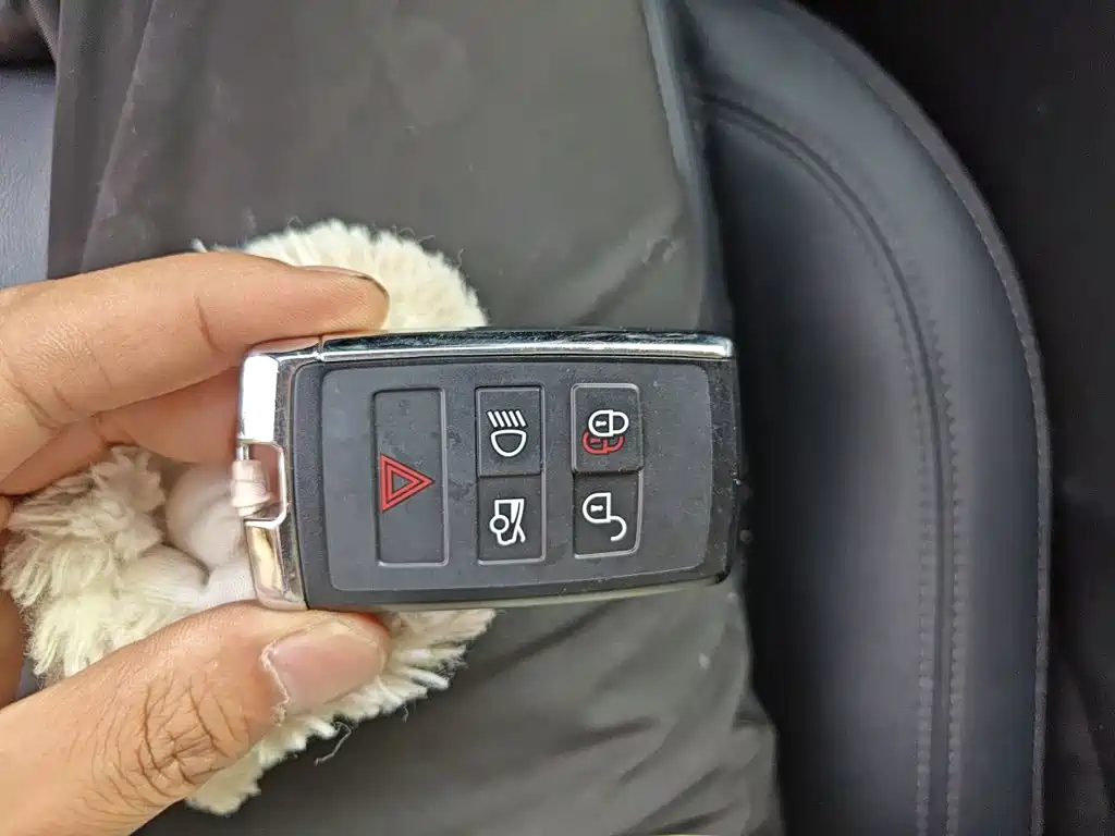 Jaguar XEL — миниатюра 9