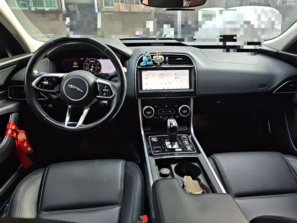 Jaguar XEL — миниатюра 10