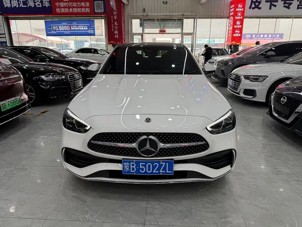 Mercedes-Benz C-Class — миниатюра 2