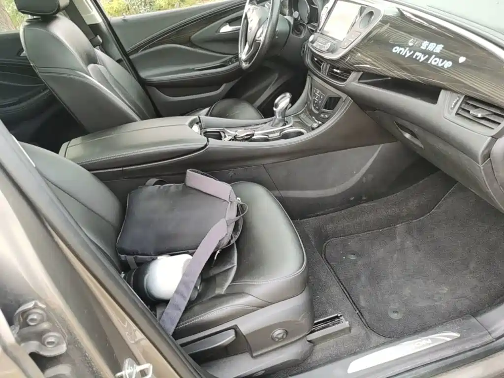 Buick Envision Plus — миниатюра 25