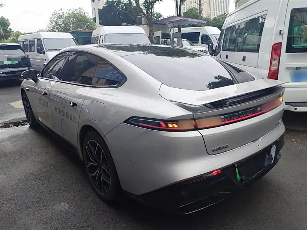 Dongfeng eπ007 2025 565 Max